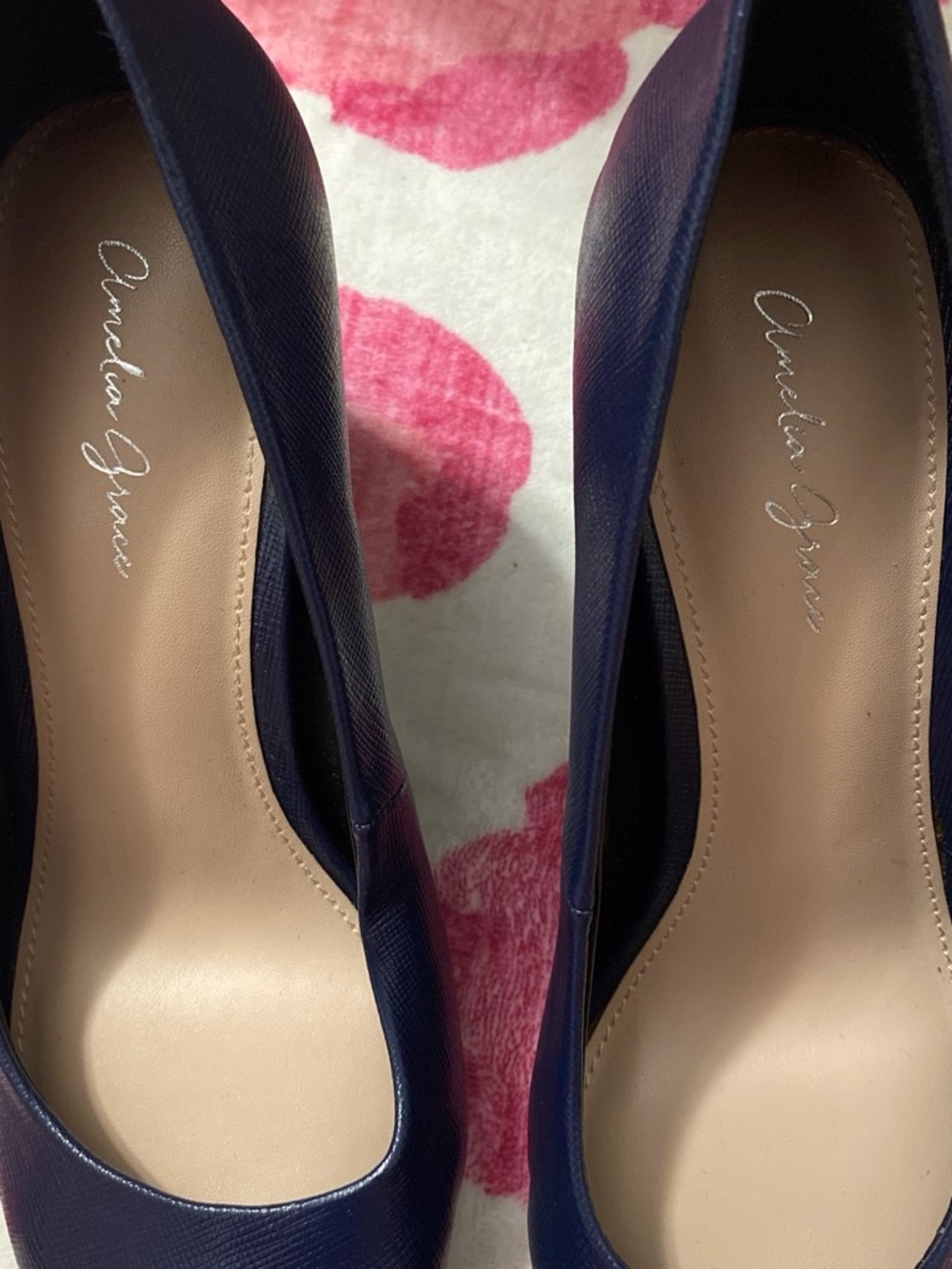 Amelia Grace Navy Pointed-Toe Women's Pumps - Picture 6 of 6